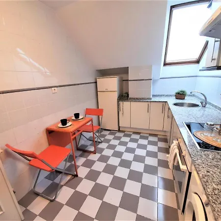 Elegante Atico De 2 Centro Ov5477 Appartement